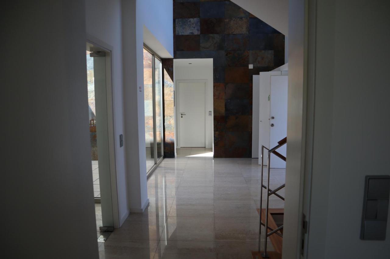 Villa Dos Salgados, 5Bdr, Beach Front, Near Salgados Golf Club Guia  Kültér fotó