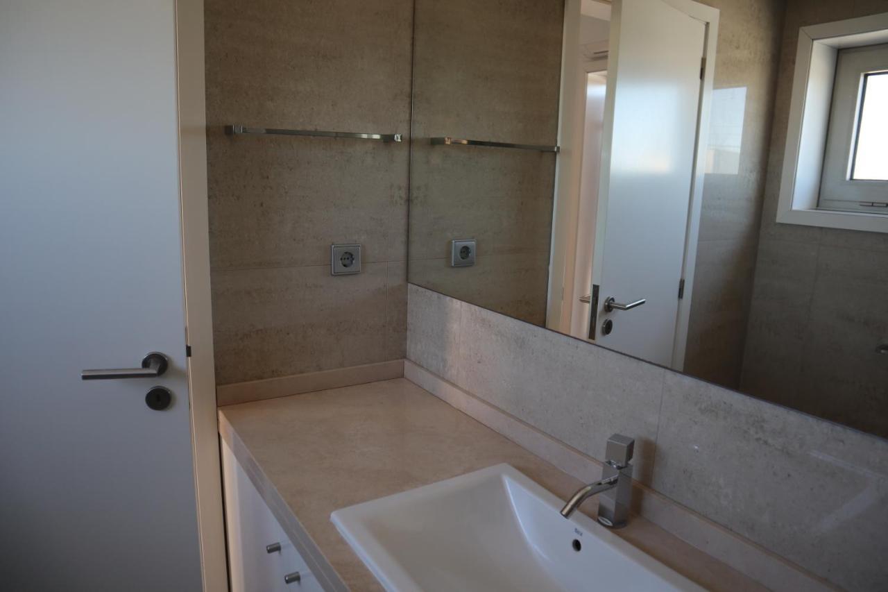 Villa Dos Salgados, 5Bdr, Beach Front, Near Salgados Golf Club Guia  Kültér fotó