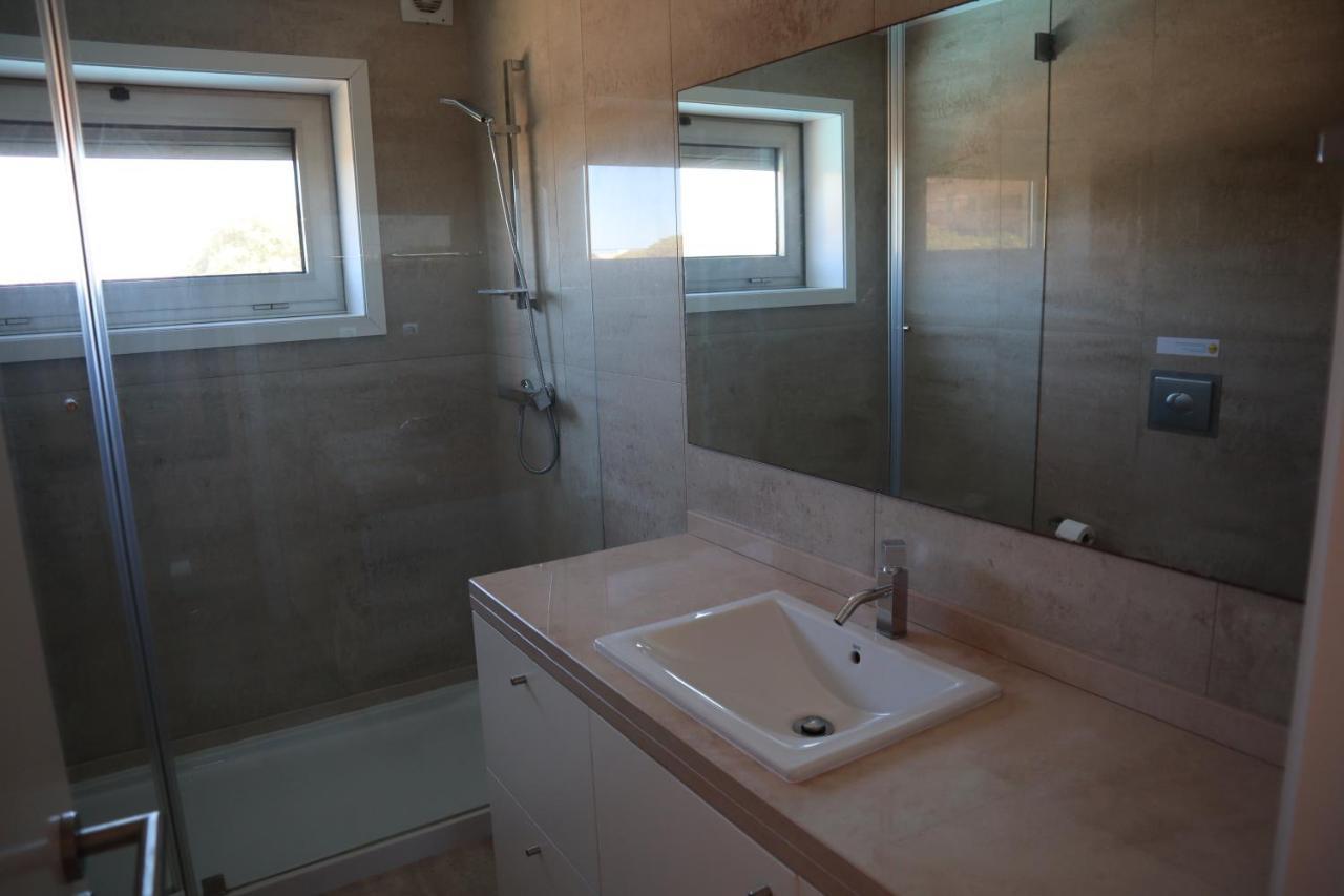 Villa Dos Salgados, 5Bdr, Beach Front, Near Salgados Golf Club Guia  Kültér fotó